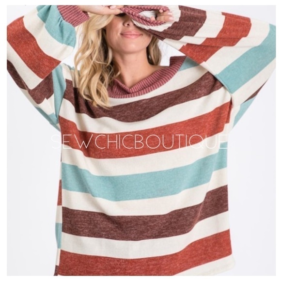Multi-color Striped Top with Puff Sleeves - Picture 3 of 8